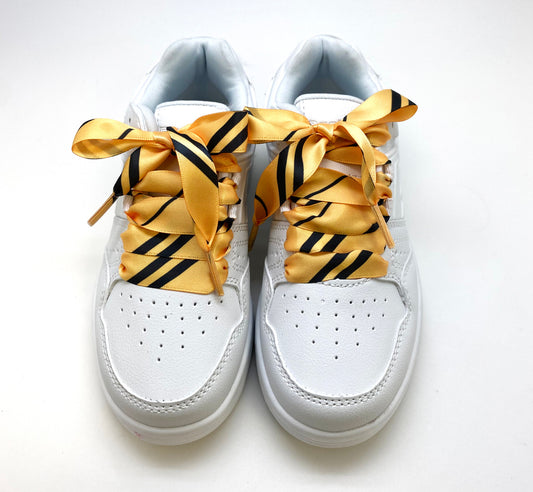 Satin shoelaces tie Hogwarts Hufflepuff design is perfect for adding some fun and fashion to your sneakers! This is a great shoelace for fun dance shoes, wedding shoes, cheerleading and recitals! All our ribbon shoelaces are printed using dye sublimation technology and can be washed, ironed and re-used! All our laces are designed and printed in the USA