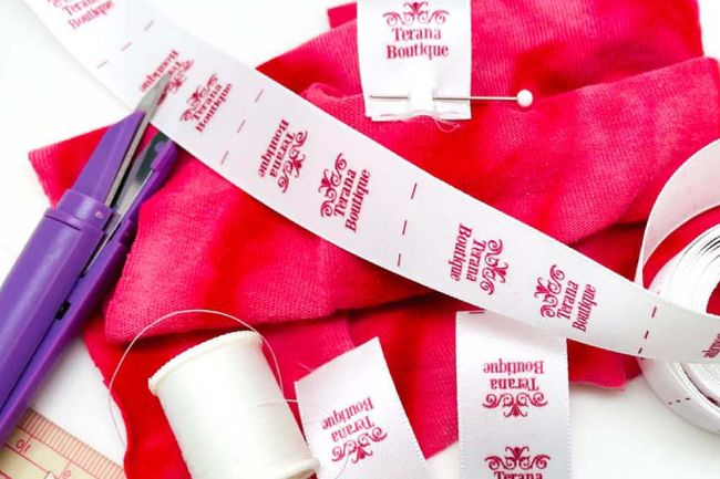 4 Methods of Attaching a Custom Fabric Label to Products