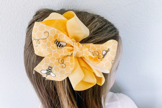 5 Ribbon Crafts You Can Sell at a Fundraiser Event