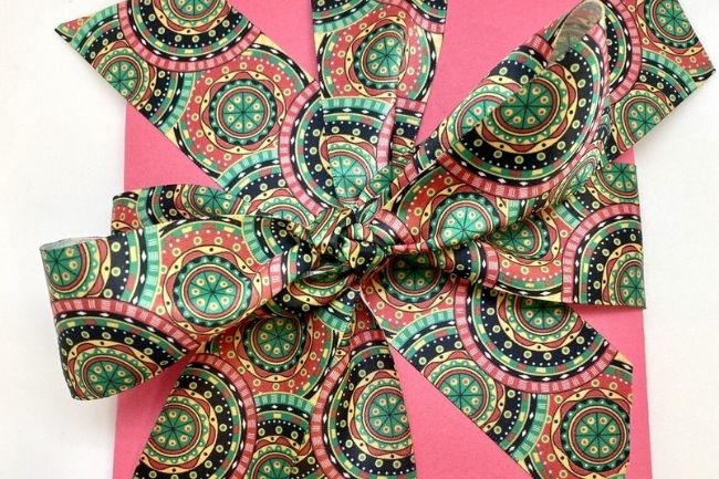 4 Quick and Easy Ribbon Bows for Beginners