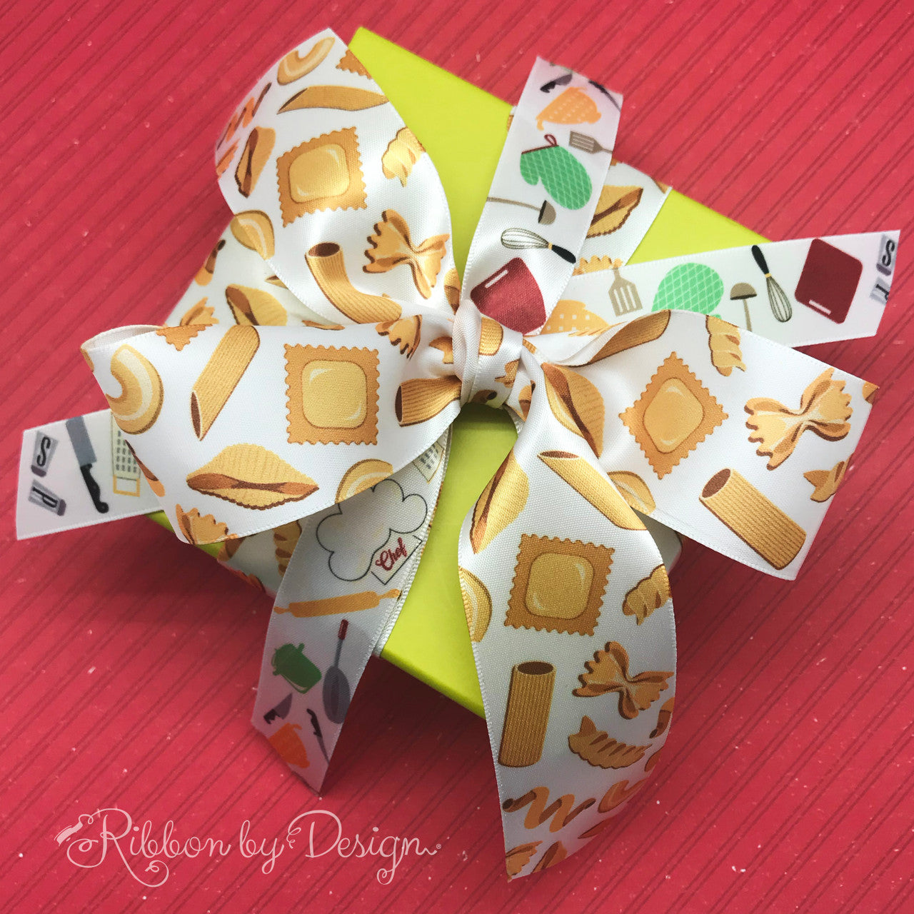 Mix and match our pasta ribbon with our Chef themed ribbon to make a wonderful gift presentation for your foodie friends!