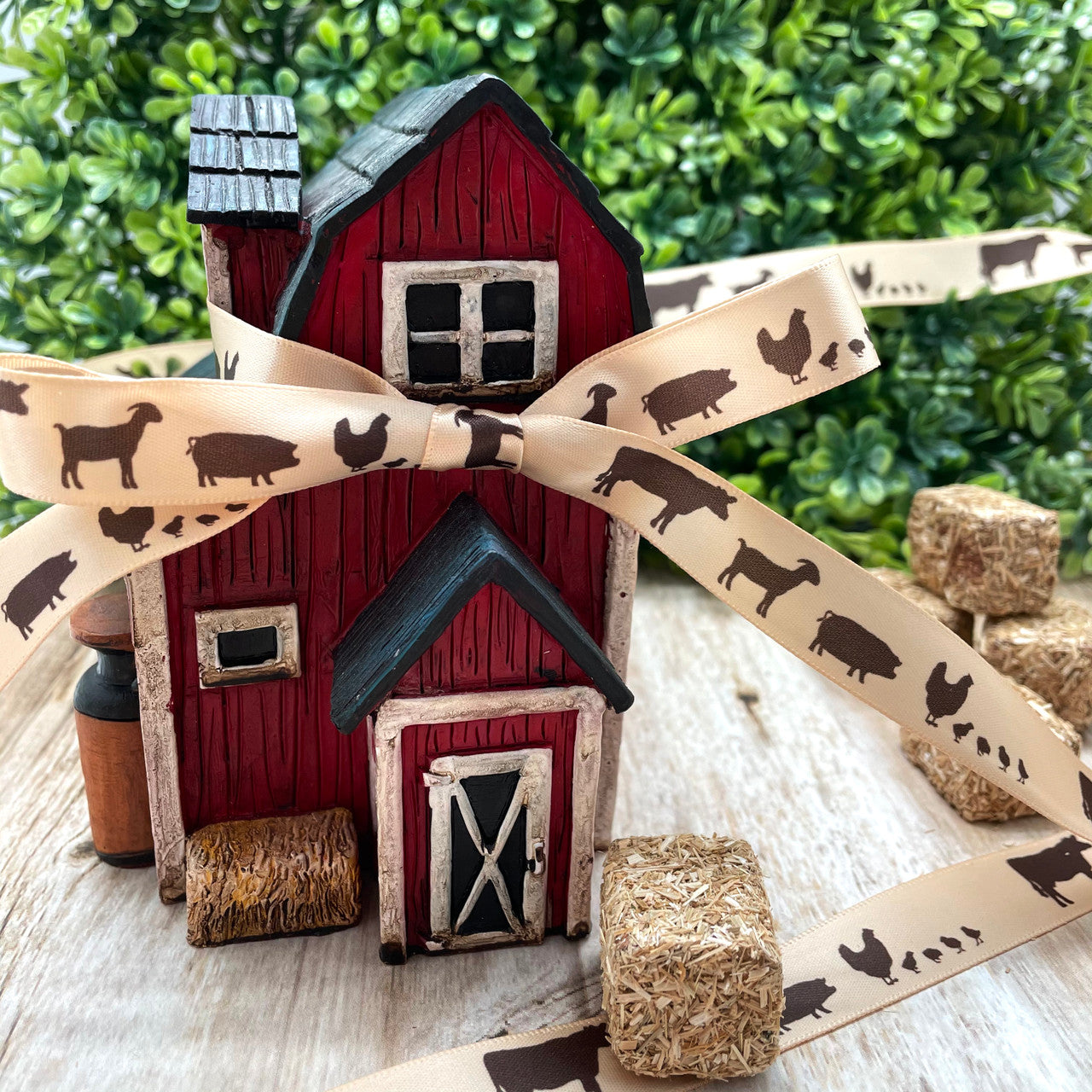 Barn yard animals in a barn yard setting are perfect for  your farm house themed wedding!