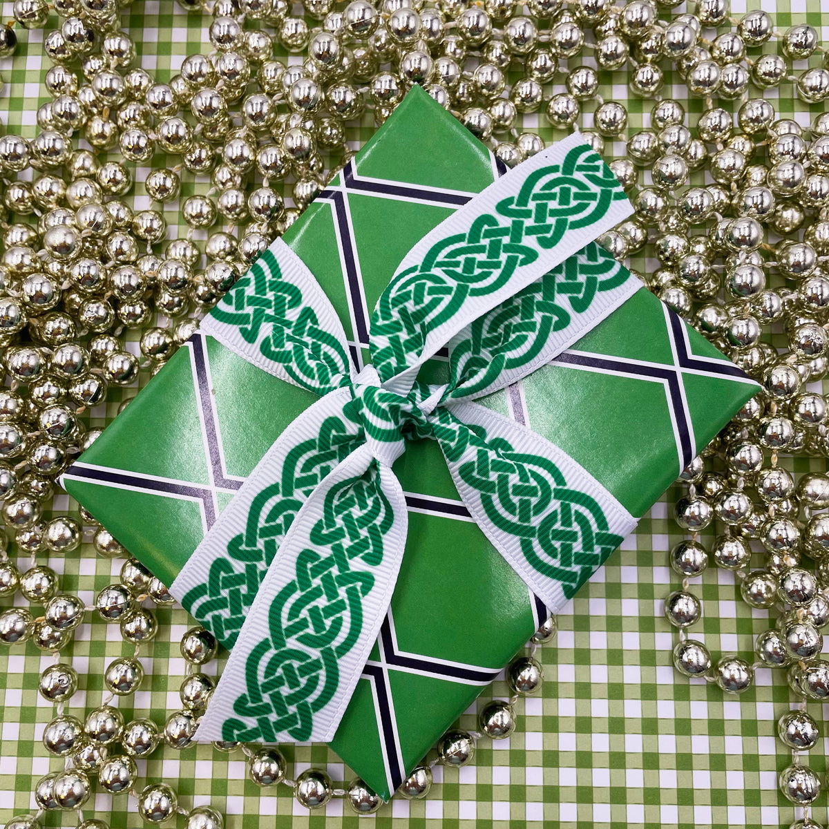 Celtic Rope Ribbon Celtic knot in kelly green printed on 7/8