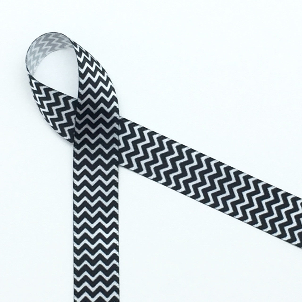 Chevron in black on white 5/8