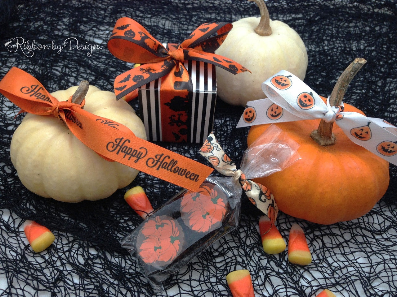 Pumpkins in a Row Ribbon, in a row on 5/8" White single face satin
