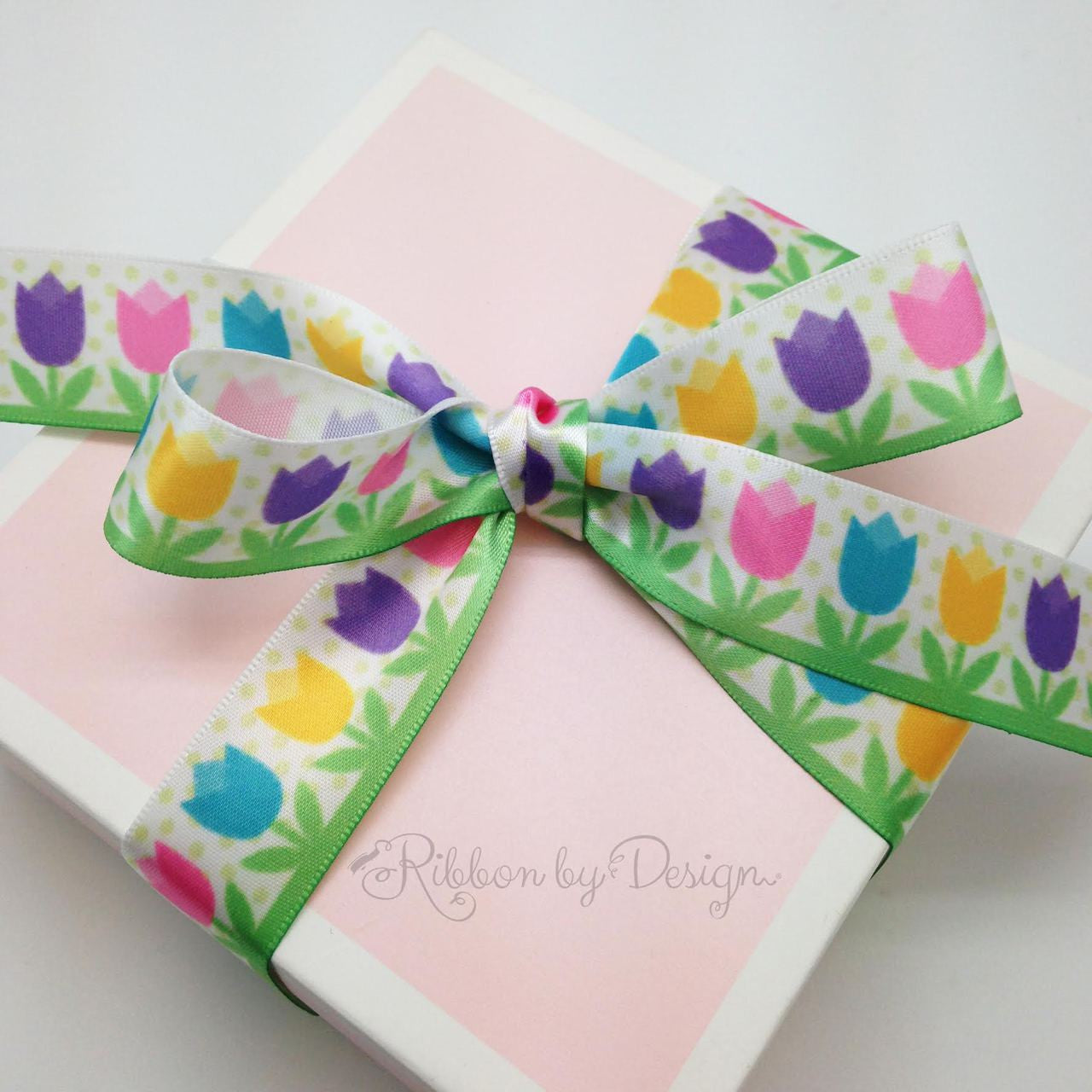 There is nothing like a sweet gift box to welcome Spring!