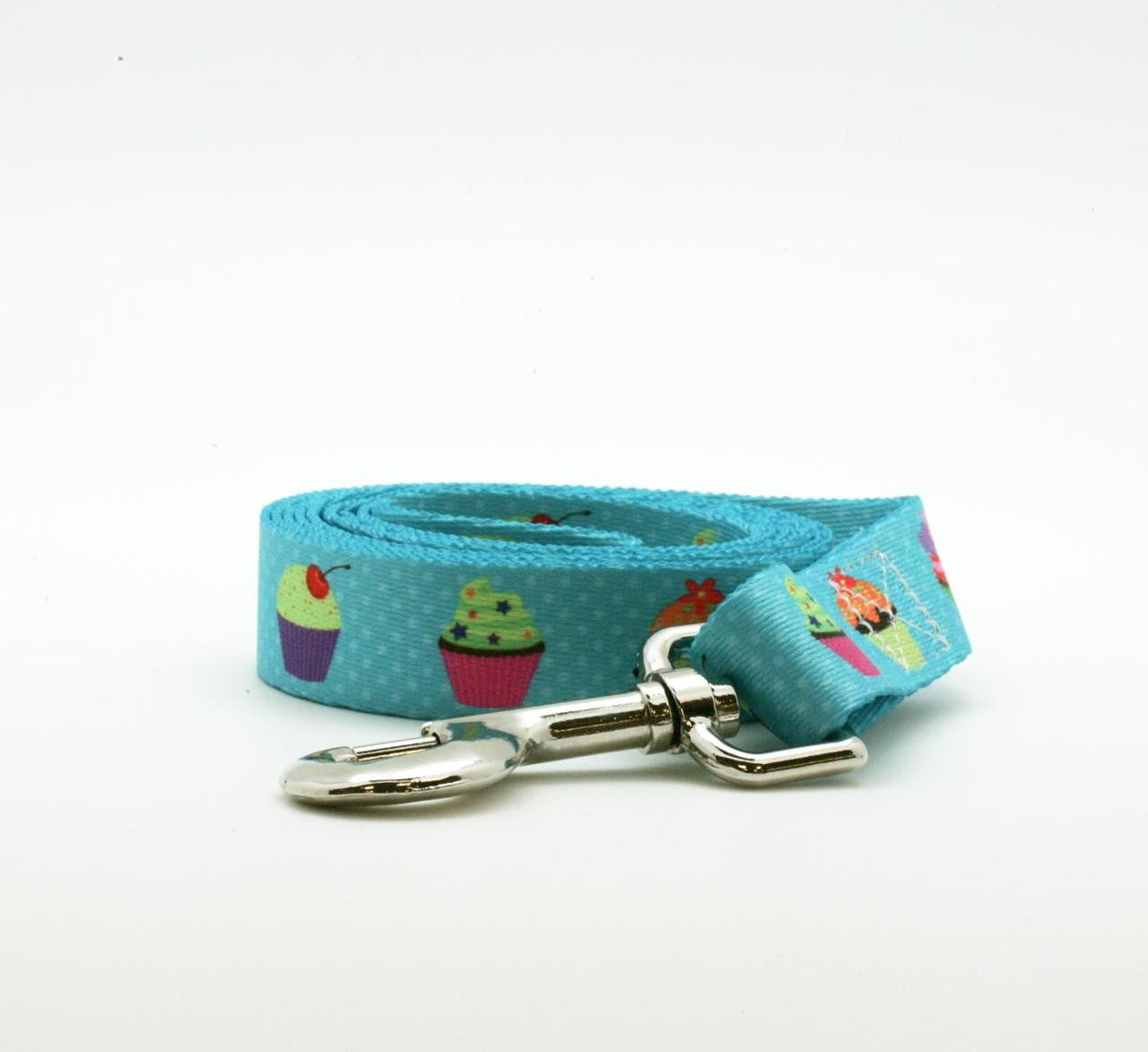 Dog Leash 1" wide with Cupcakes in a row on a Turquoise background